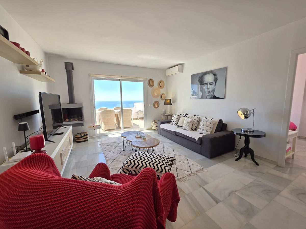 2 bedroom Apartment for sale in La Mairena with pool garage - € 449,000 (Ref: 9850500)