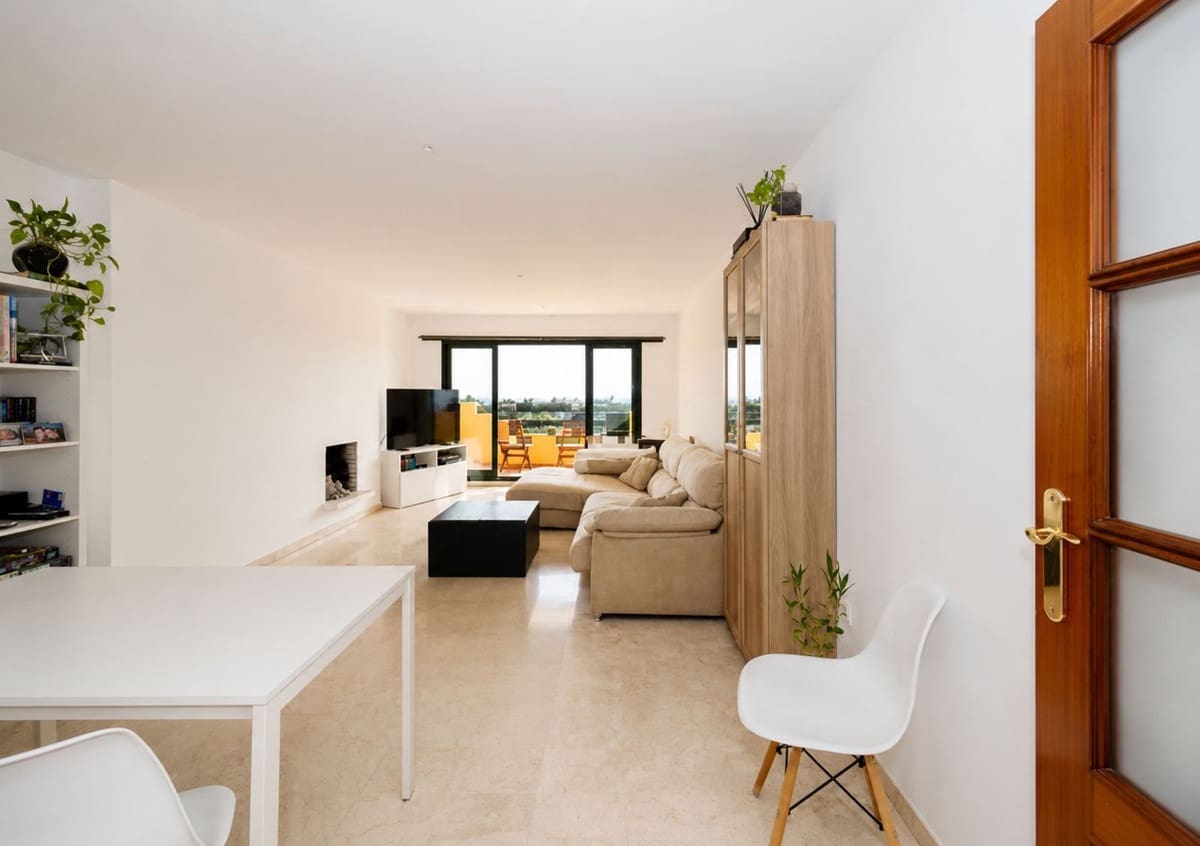 3 bedroom Penthouse for sale in New Golden Mile with pool garage - € 530,000 (Ref: 9850537)