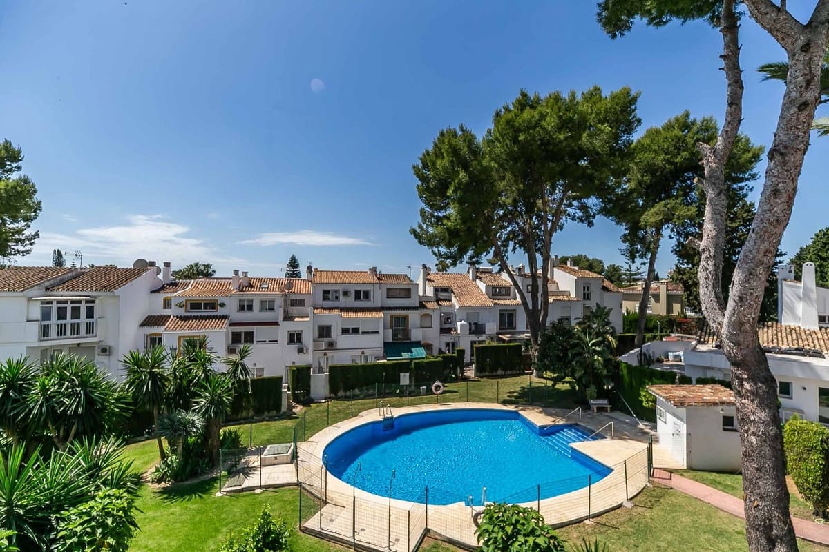 2 soverom Hus til salgs i Mijas med svømmebasseng garasje - € 365 000 (Ref: 9850548)
