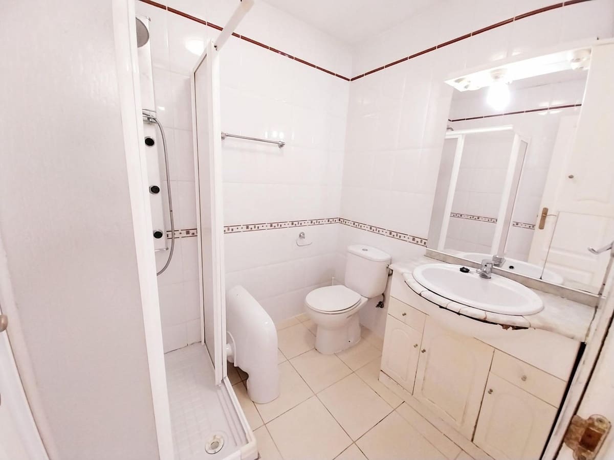 4 sovrum Hus till salu i Calahonda med pool - 475 000 € (Ref: 9852136)