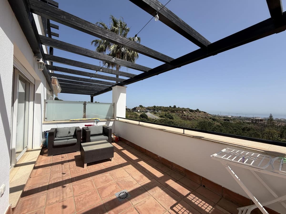3 soveværelse Semi-Rækkehus til salg i Marbella med swimmingpool garage - € 795.000 (Ref: 9852187)