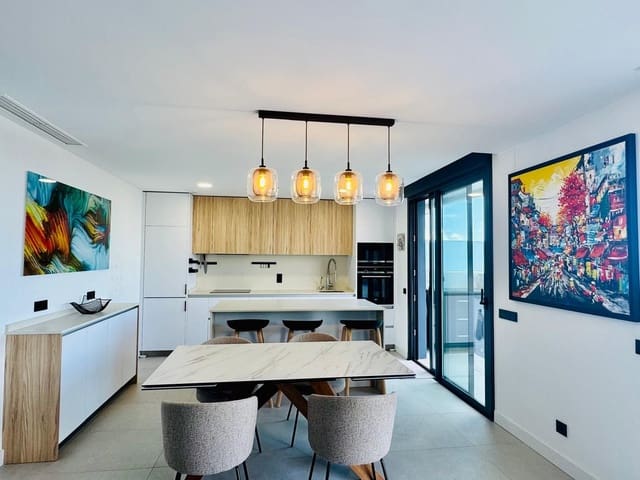 3 slaapkamer Penthouse te koop in Alto de los Monteros, Marbella met zwembad garage - € 1.350.000 (Ref: 9852201)