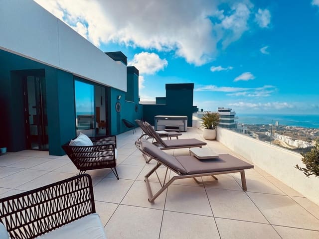 3 slaapkamer Penthouse te koop in Alto de los Monteros, Marbella met zwembad garage - € 1.350.000 (Ref: 9852201)