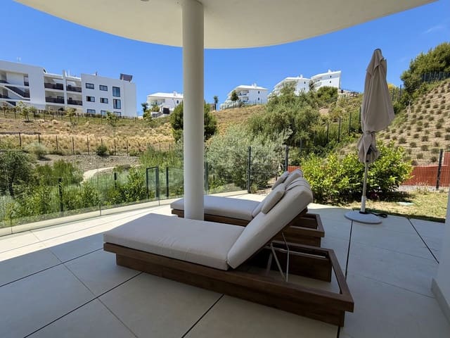 3 bedroom Apartment for sale in Fuengirola with pool garage - € 699,000 (Ref: 9860763)