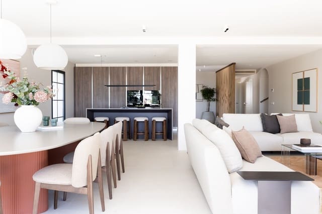 4 bedroom Villa for sale in El Paraiso, Estepona with pool garage - € 3,495,000 (Ref: 9860832)