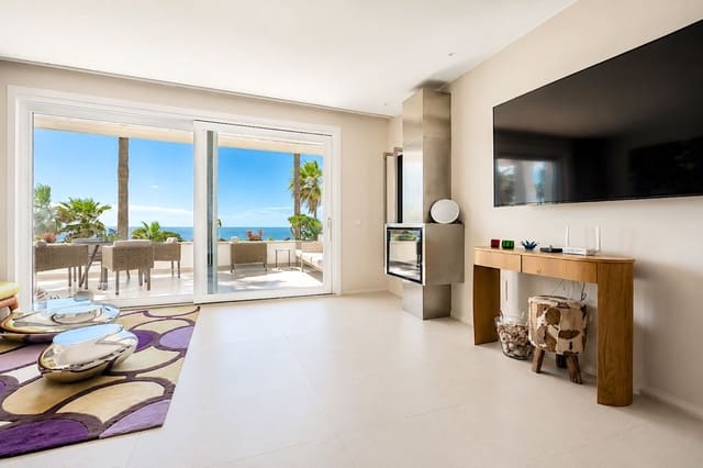 2 quarto Apartamento para venda em New Golden Mile, Estepona com piscina garagem - 1 750 000 € (Ref: 9860897)