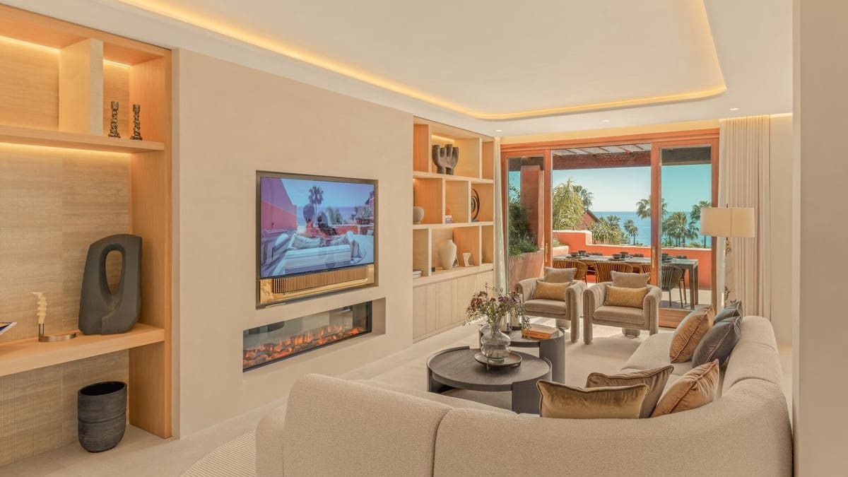 3 soveværelse Penthouse til salg i Estepona med swimmingpool garage - € 4.995.000 (Ref: 9860912)