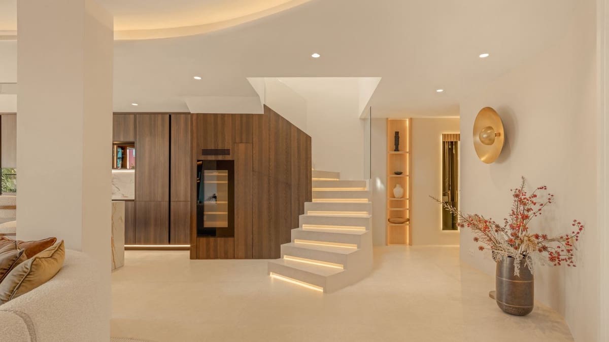 3 soveværelse Penthouse til salg i Estepona med swimmingpool garage - € 4.995.000 (Ref: 9860912)