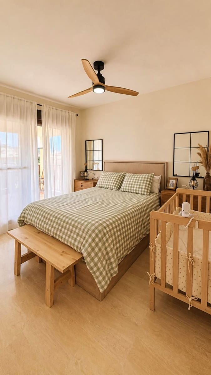 Apartamento de 3 habitaciones en Estepona en venta con piscina garaje - 419.000 € (Ref: 9860917)