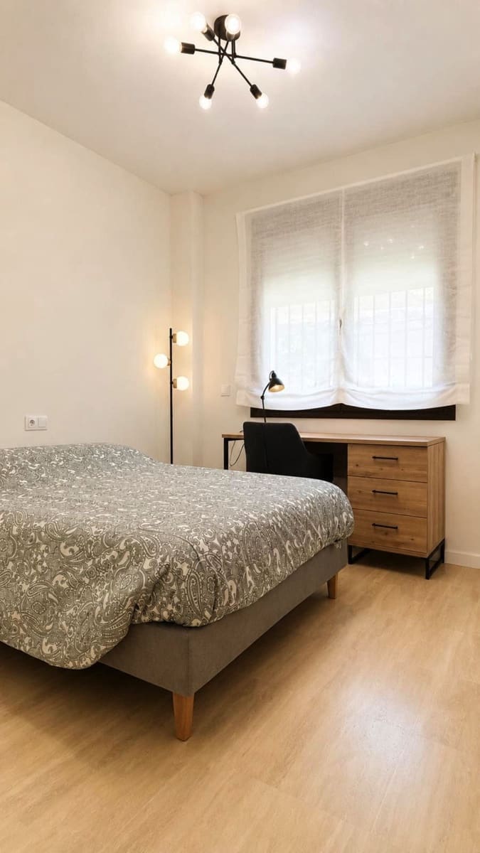 Apartamento de 3 habitaciones en Estepona en venta con piscina garaje - 419.000 € (Ref: 9860917)