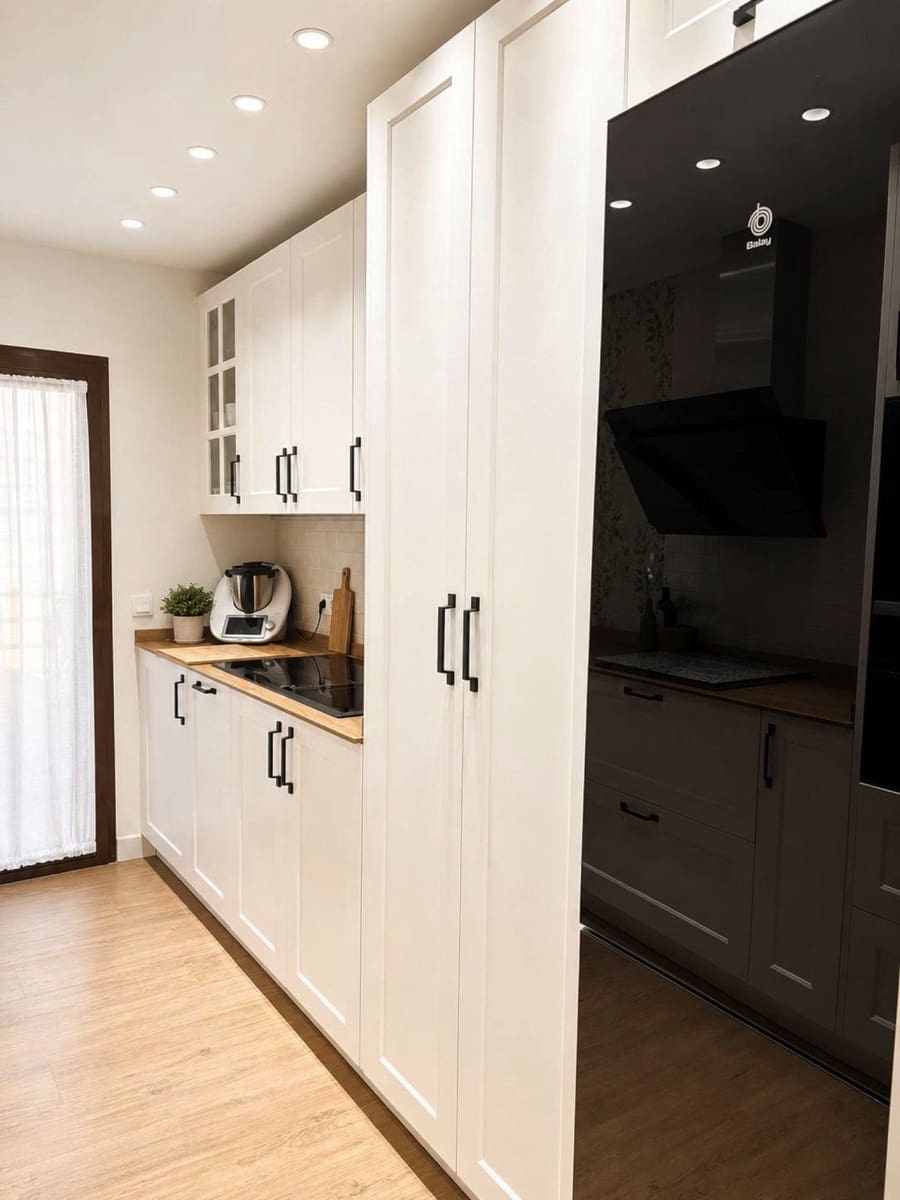 Apartamento de 3 habitaciones en Estepona en venta con piscina garaje - 419.000 € (Ref: 9860917)