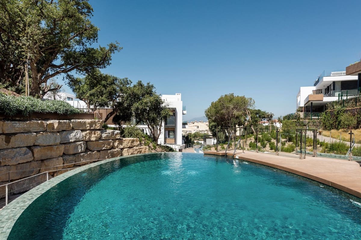 3 bedroom Apartment for sale in Artola with pool garage - € 1,180,000 (Ref: 9861043)
