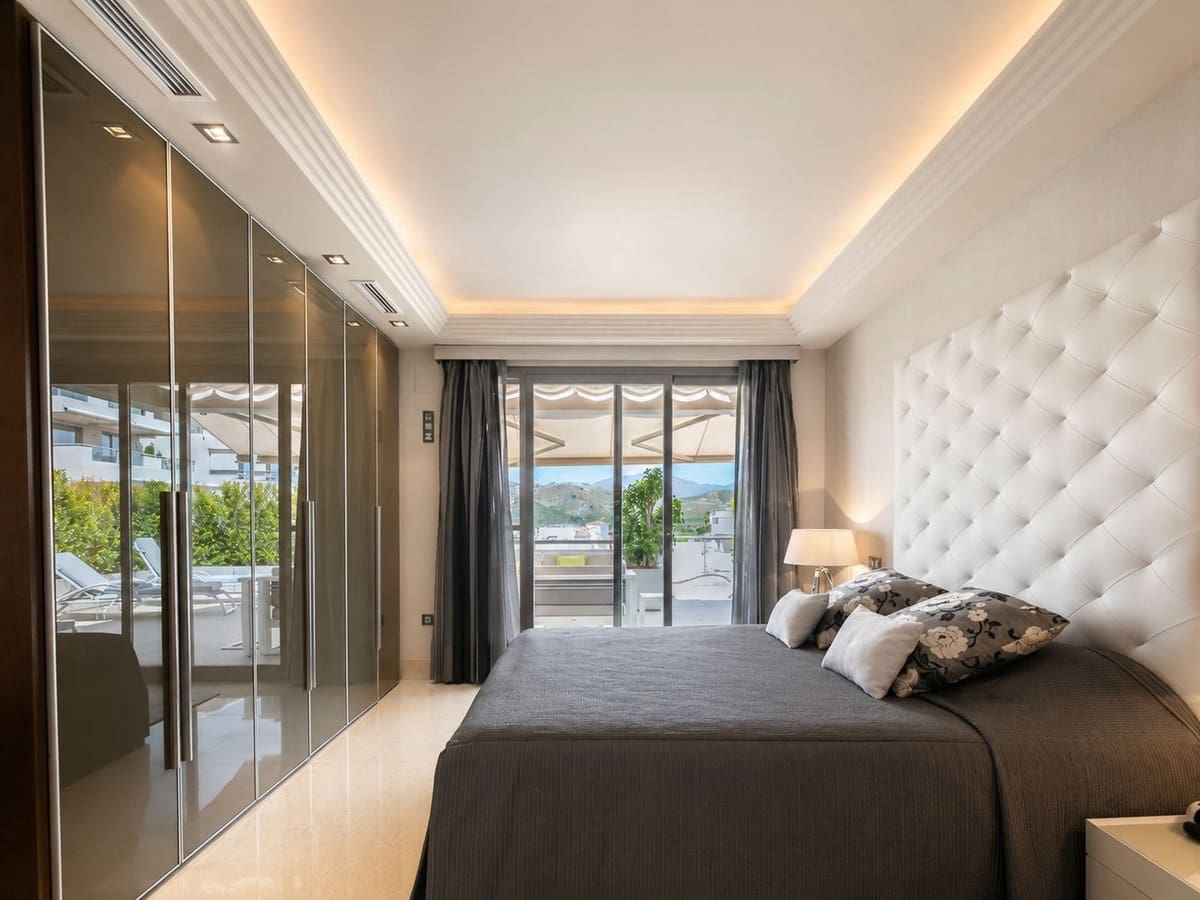 3 Zimmer Apartment zu verkaufen in Benahavis mit Pool Garage - 850.000 € (Ref: 9863516)