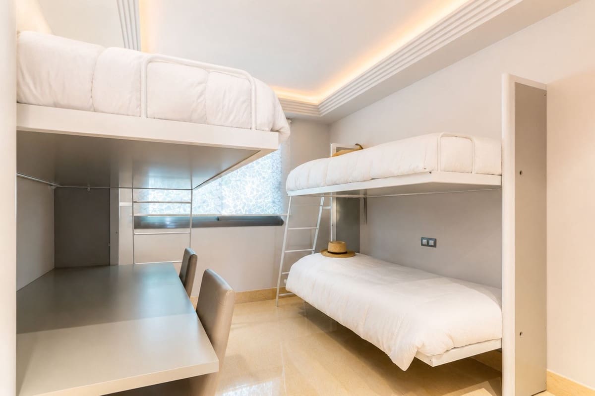 3 Zimmer Apartment zu verkaufen in Benahavis mit Pool Garage - 850.000 € (Ref: 9863516)