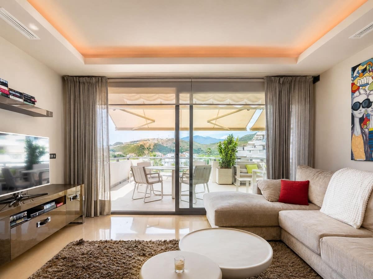 3 Zimmer Apartment zu verkaufen in Benahavis mit Pool Garage - 850.000 € (Ref: 9863516)