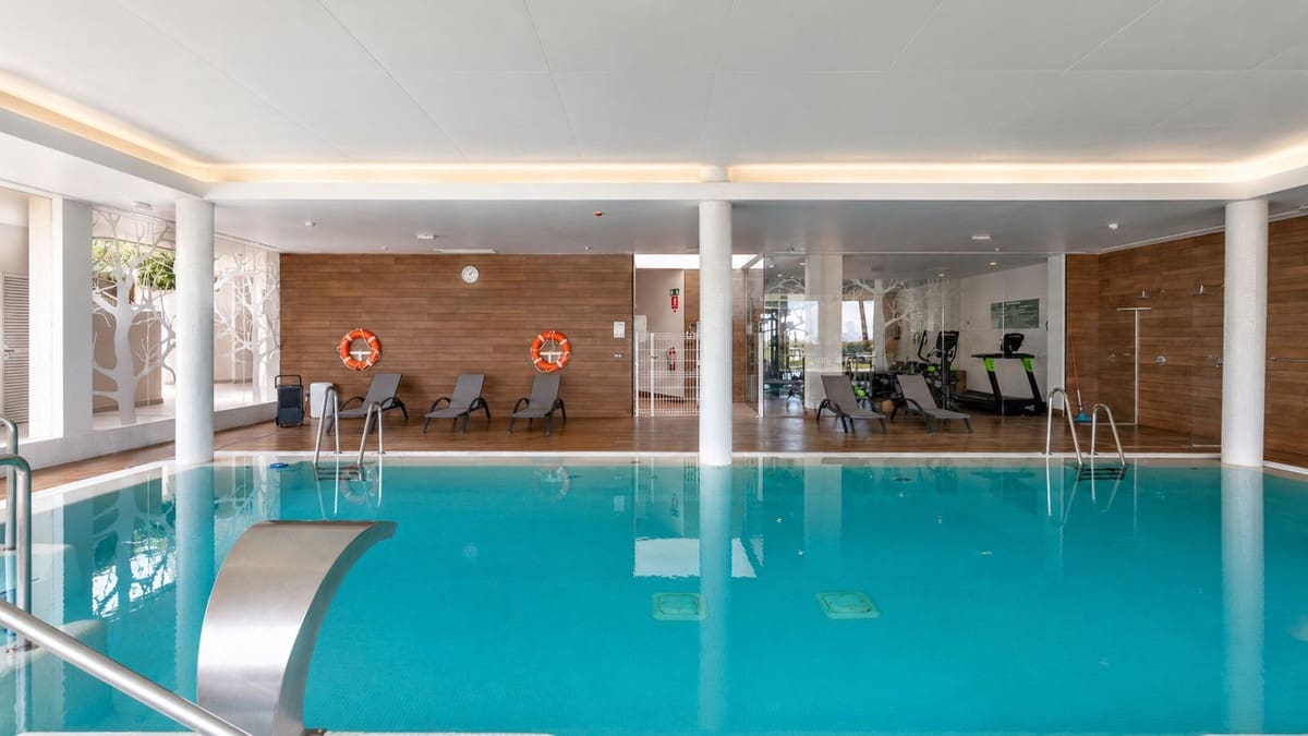 3 Zimmer Apartment zu verkaufen in Benahavis mit Pool Garage - 850.000 € (Ref: 9863516)