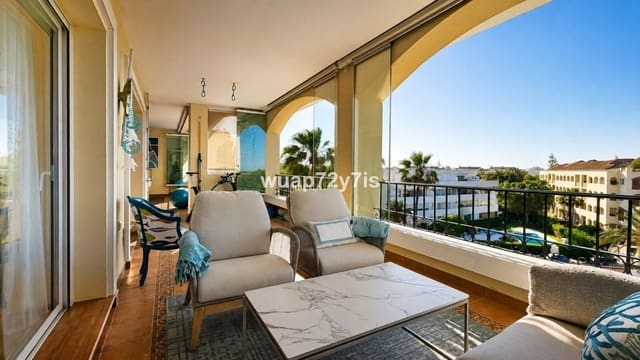 3 quarto Penthouse para venda em Elviria, Marbella com piscina garagem - 2 200 000 € (Ref: 9863566)