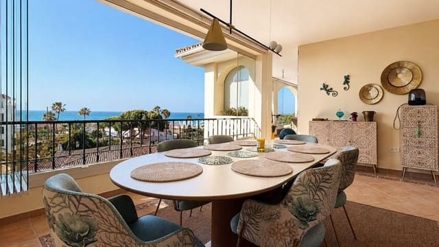 3 quarto Penthouse para venda em Elviria, Marbella com piscina garagem - 2 200 000 € (Ref: 9863566)