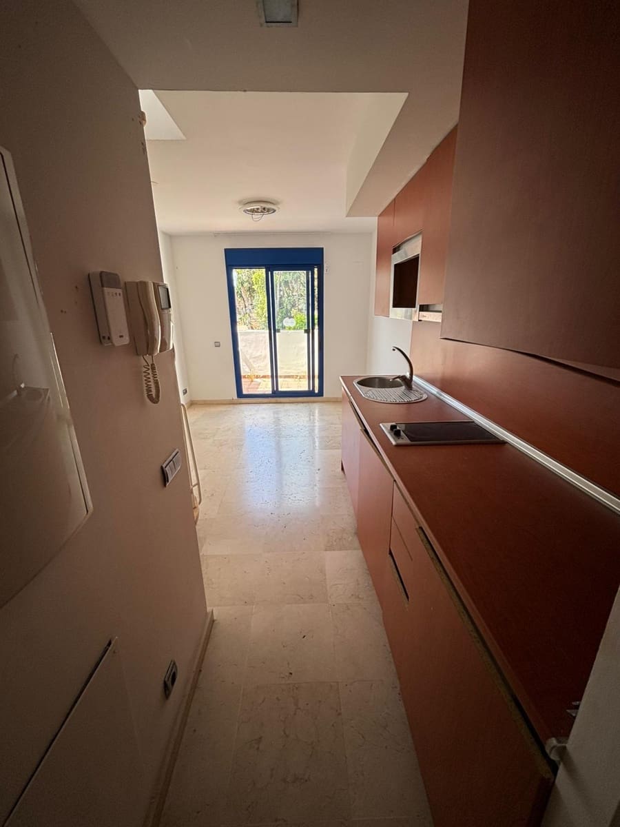1 slaapkamer Penthouse te koop in Benalmadena Costa met zwembad garage - € 279.000 (Ref: 9863599)
