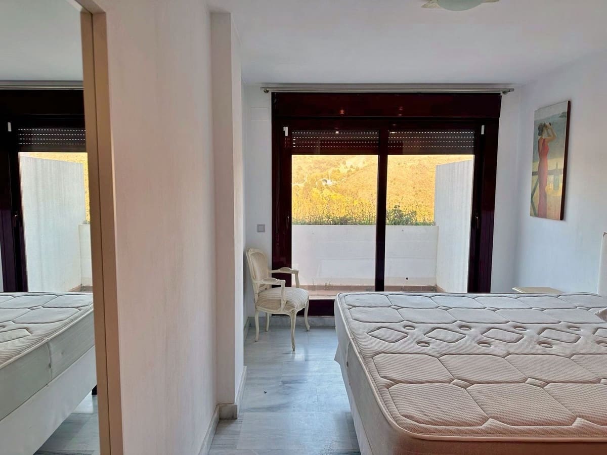 1 chambre Appartement à vendre à New Golden Mile avec piscine garage - 238 000 € (Ref: 9865477)