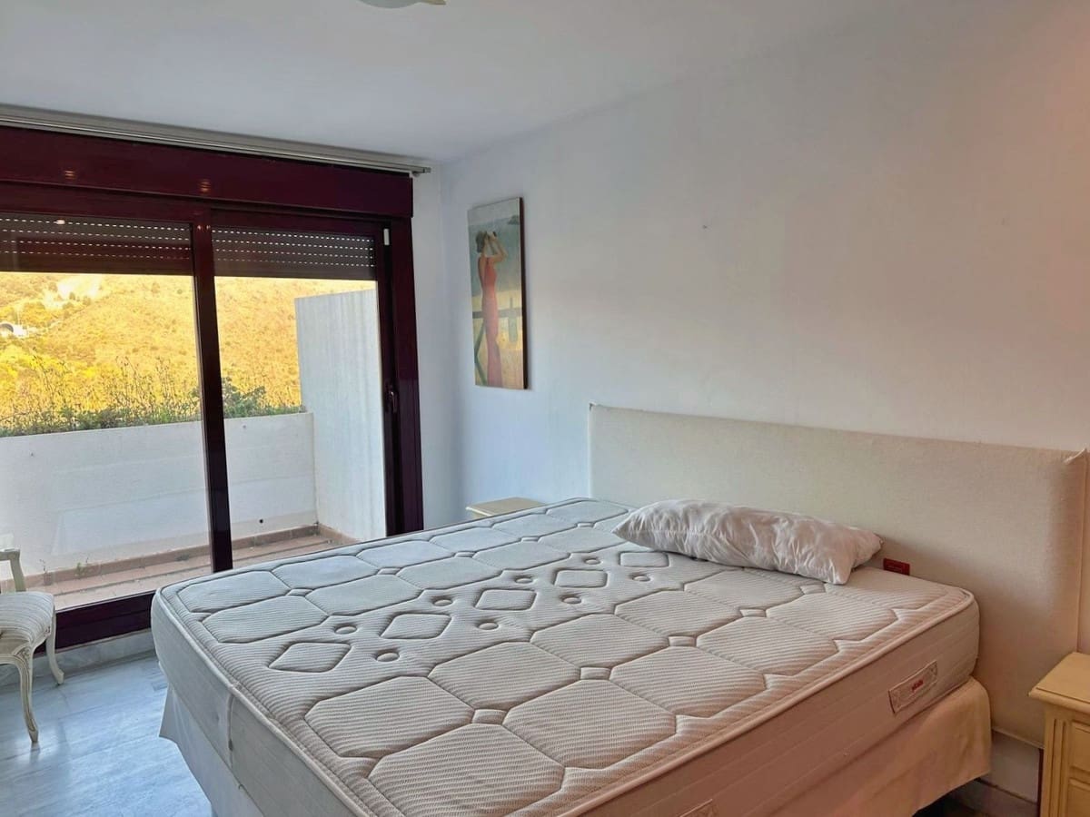 1 chambre Appartement à vendre à New Golden Mile avec piscine garage - 238 000 € (Ref: 9865477)