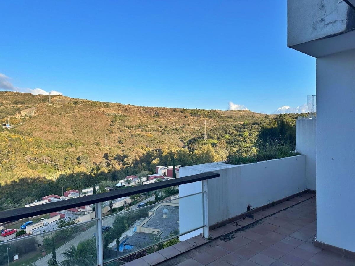 1 chambre Appartement à vendre à New Golden Mile avec piscine garage - 238 000 € (Ref: 9865477)