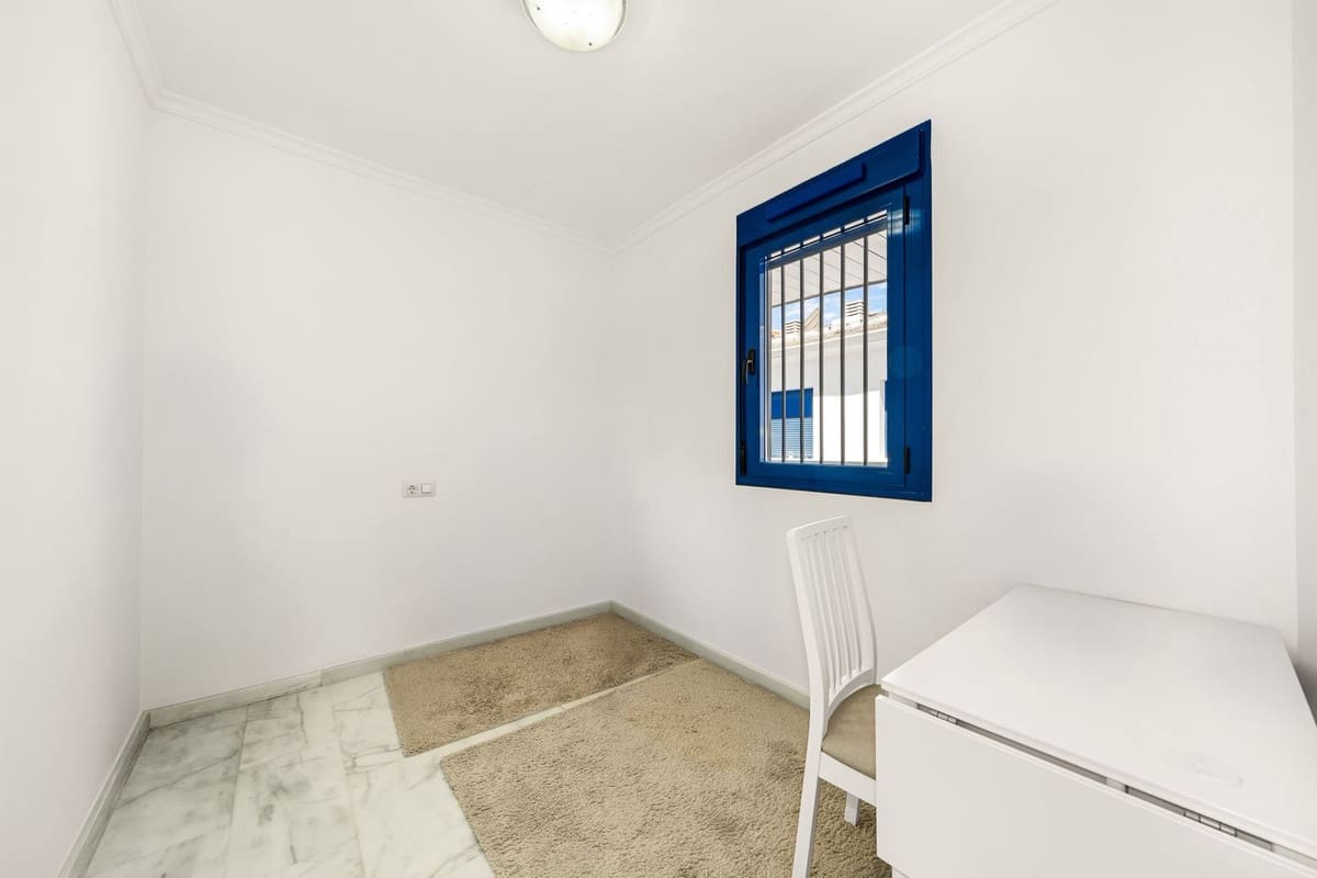 2 sypialnia Penthouse na sprzedaż w Fuengirola z garażem - 421 000 € (Ref: 9869652)