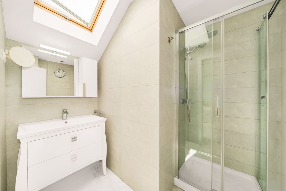 2 sypialnia Penthouse na sprzedaż w Fuengirola z garażem - 421 000 € (Ref: 9869652)