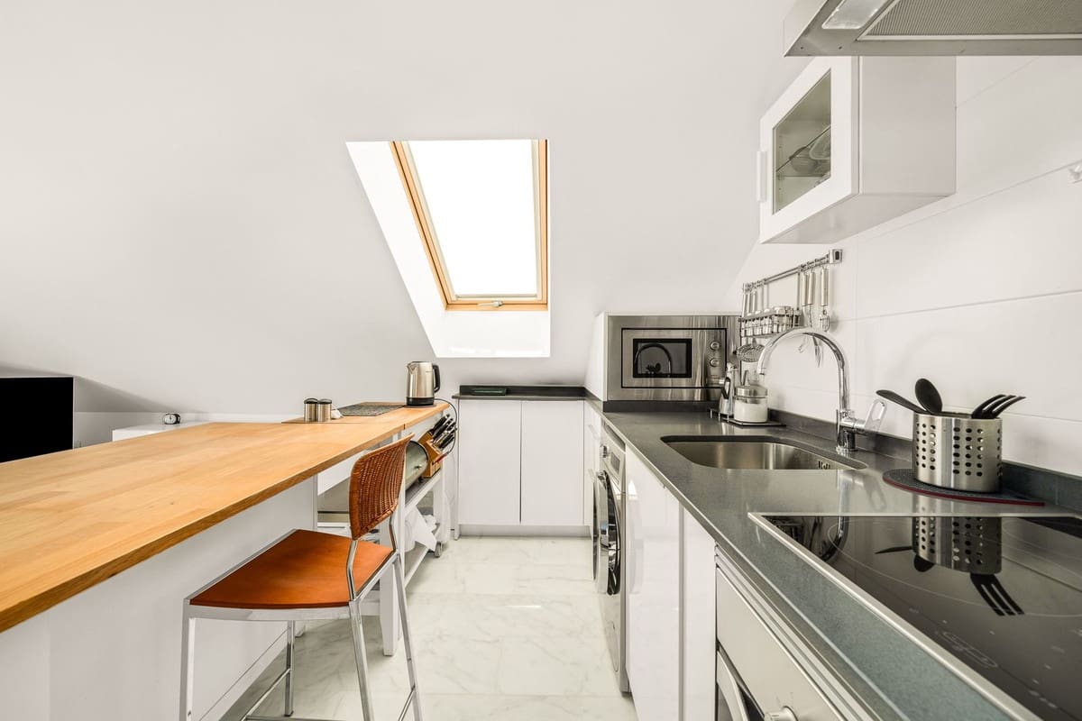 2 sypialnia Penthouse na sprzedaż w Fuengirola z garażem - 421 000 € (Ref: 9869652)