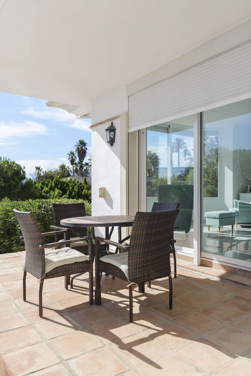 Pareado de 4 habitaciones en Mijas en venta con piscina garaje - 1.075.000 € (Ref: 9869653)