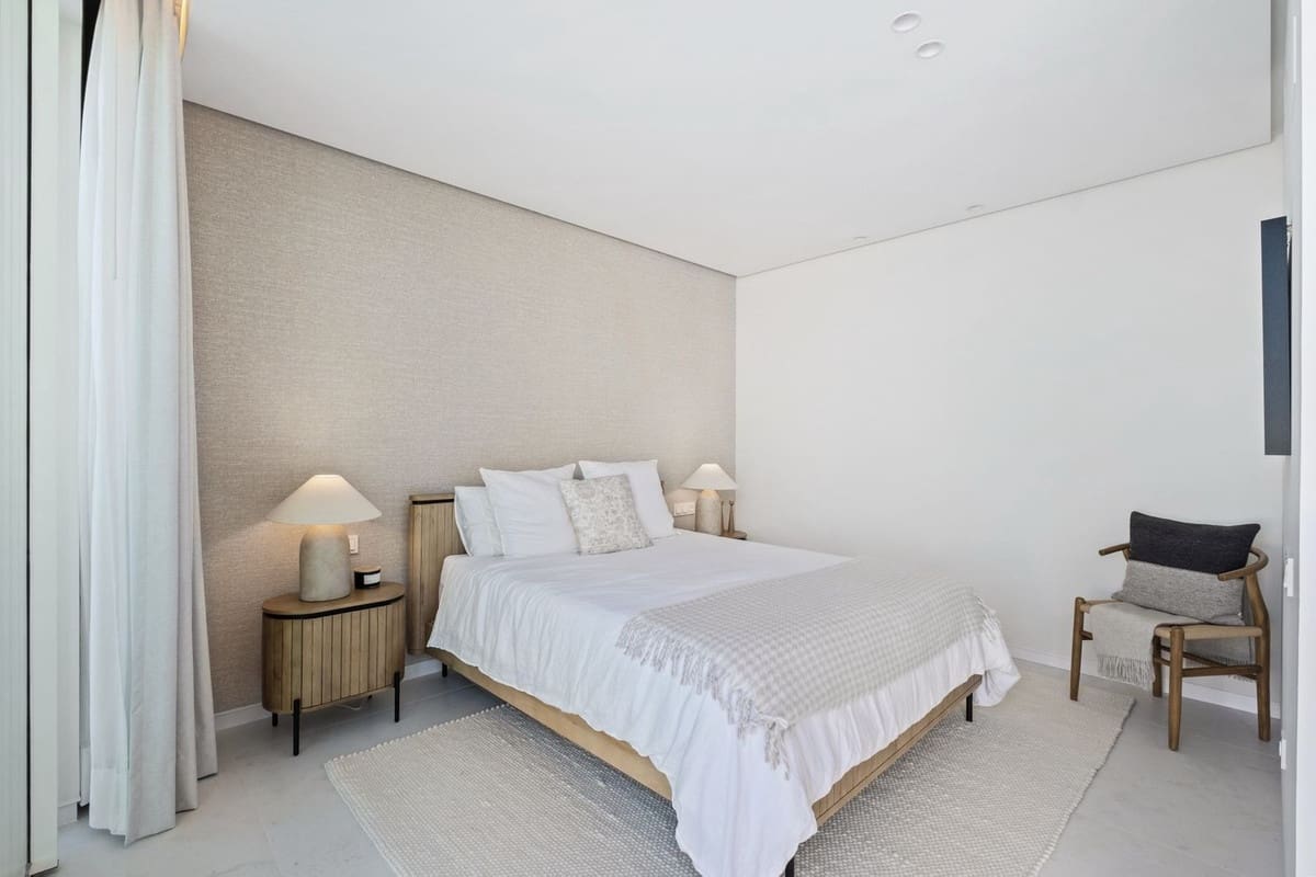 3 chambre Penthouse à vendre à Ojen avec piscine garage - 2 299 000 € (Ref: 9872058)