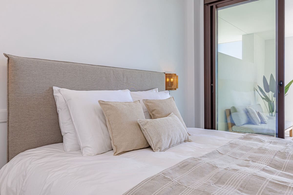 2 soverom Leilighet til salgs i Fuengirola med svømmebasseng garasje - € 595 000 (Ref: 9877424)