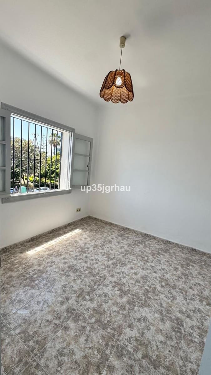 3 makuuhuone Huoneisto myytävänä paikassa Estepona - 439 000 € (Ref: 9877429)