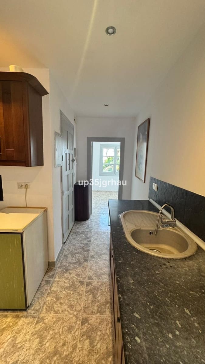 3 makuuhuone Huoneisto myytävänä paikassa Estepona - 439 000 € (Ref: 9877429)