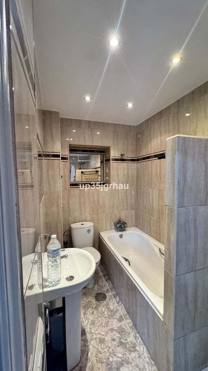 3 makuuhuone Huoneisto myytävänä paikassa Estepona - 439 000 € (Ref: 9877429)