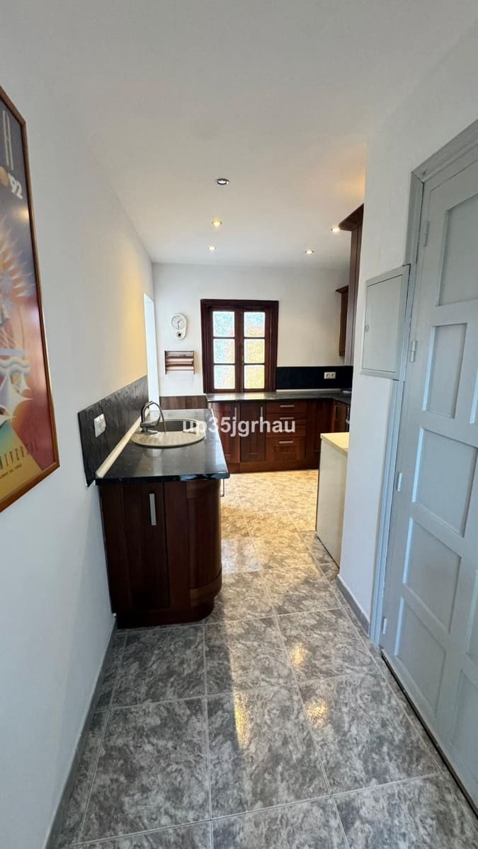 3 makuuhuone Huoneisto myytävänä paikassa Estepona - 439 000 € (Ref: 9877429)