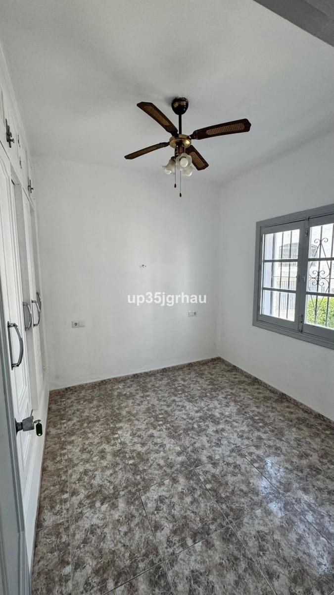 3 makuuhuone Huoneisto myytävänä paikassa Estepona - 439 000 € (Ref: 9877429)
