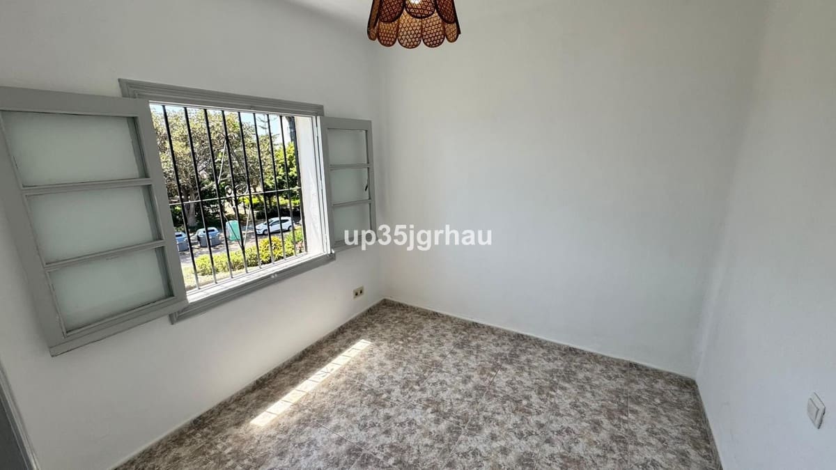 3 makuuhuone Huoneisto myytävänä paikassa Estepona - 439 000 € (Ref: 9877429)