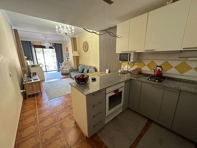 Leilighet til salgs i Benahavís med svømmebasseng garasje - € 250 000 (Ref: 9877430)