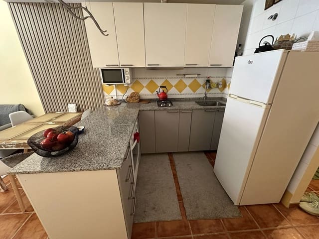 Leilighet til salgs i Benahavís med svømmebasseng garasje - € 250 000 (Ref: 9877430)