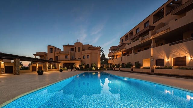Leilighet til salgs i Benahavís med svømmebasseng garasje - € 250 000 (Ref: 9877430)