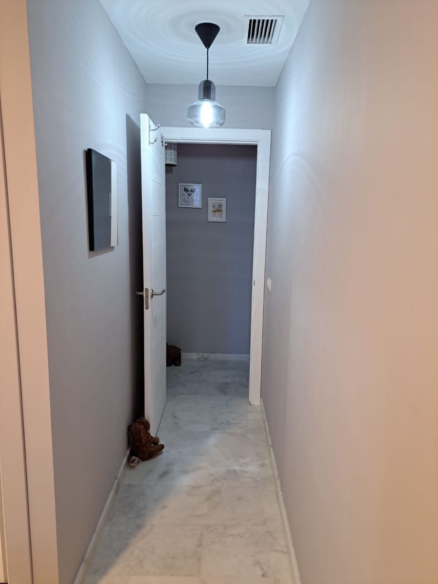2 quarto Apartamento para venda em Estepona com piscina garagem - 270 000 € (Ref: 9877434)