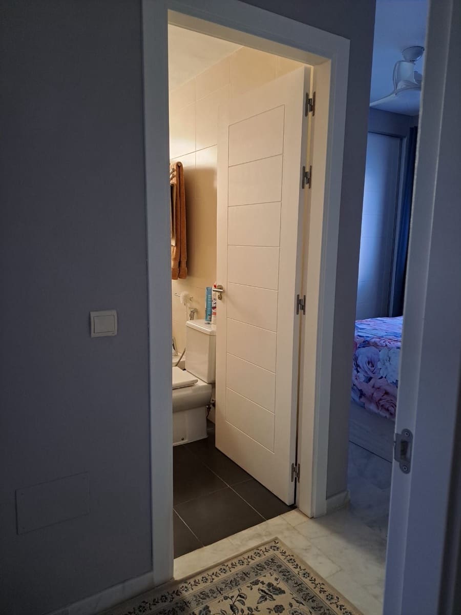 2 quarto Apartamento para venda em Estepona com piscina garagem - 270 000 € (Ref: 9877434)