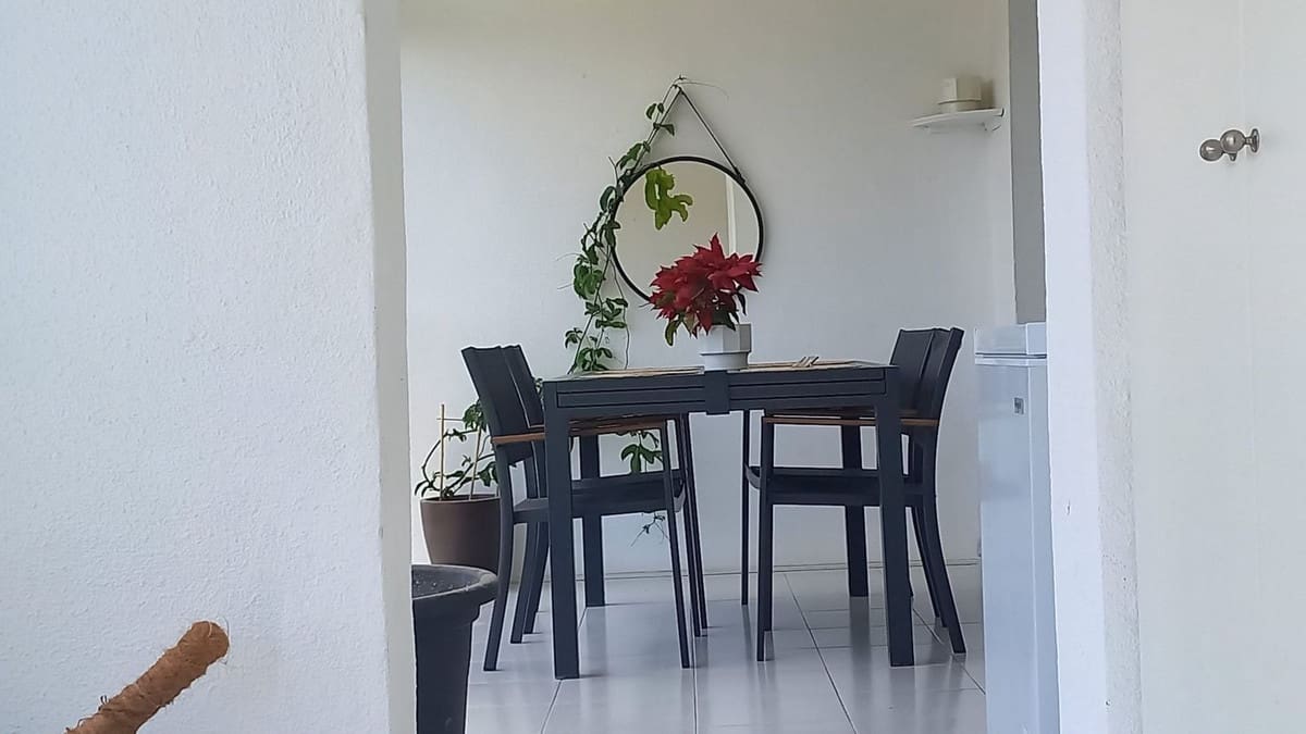 2 slaapkamer Appartement te koop in El Faro met zwembad garage - € 359.000 (Ref: 9891022)