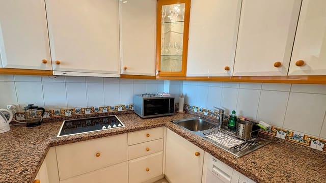 1 makuuhuone Huoneisto myytävänä paikassa Marbella - 420 000 € (Ref: 9893041)