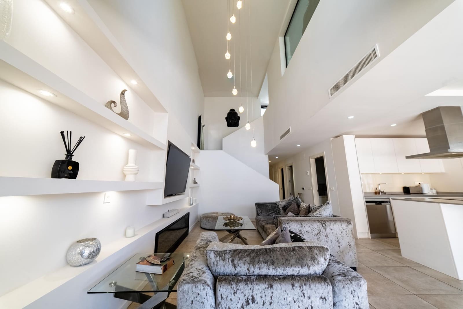 4 Zimmer Haus zu verkaufen in La Cala de Mijas mit Pool Garage - 925.000 € (Ref: 9893119)