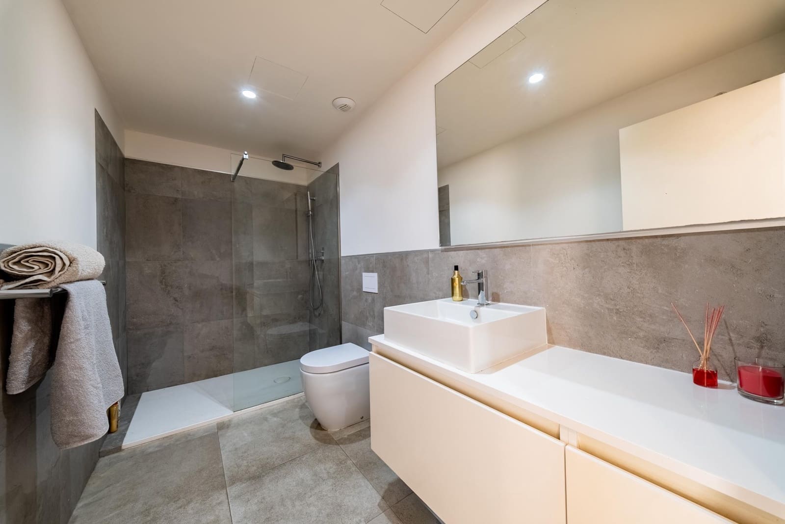 4 Zimmer Haus zu verkaufen in La Cala de Mijas mit Pool Garage - 925.000 € (Ref: 9893119)