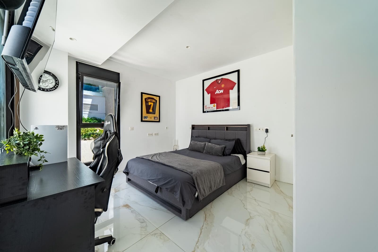 4 Zimmer Haus zu verkaufen in La Cala de Mijas mit Pool Garage - 925.000 € (Ref: 9893119)