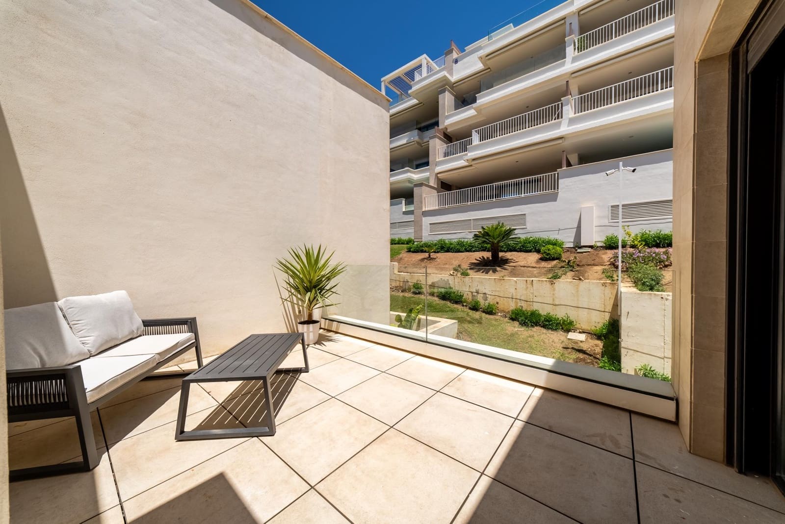 4 Zimmer Haus zu verkaufen in La Cala de Mijas mit Pool Garage - 925.000 € (Ref: 9893119)