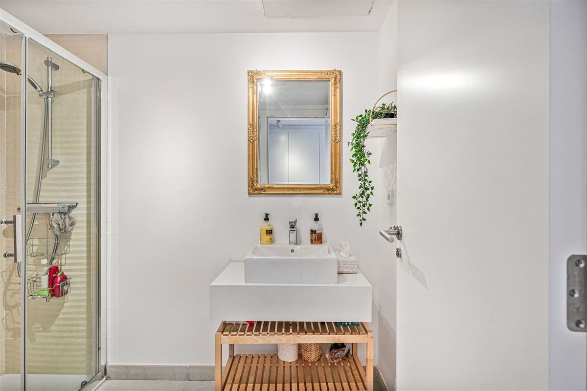 3 soverom Penthouse til salgs i Estepona med svømmebasseng garasje - € 539 000 (Ref: 9894698)